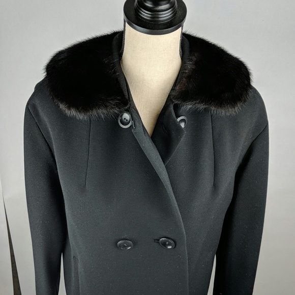 Vintage 1960 Union label coat with fur trim black - Picture 4 of 8